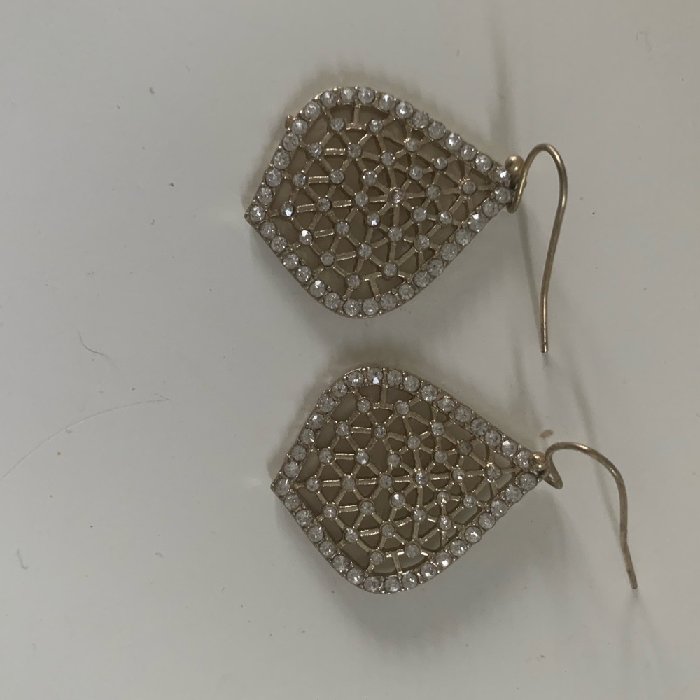 Dangle earrings